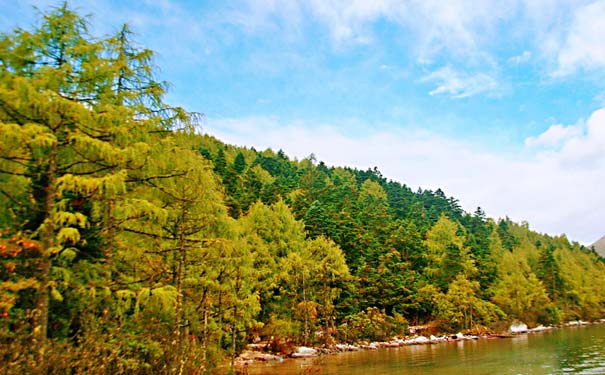 康定木格措景區秋季