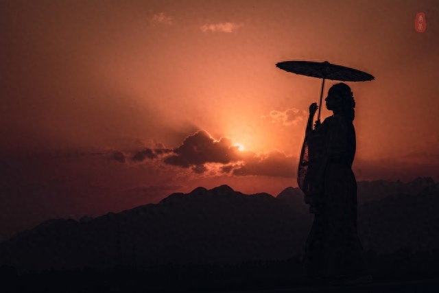 龍女狗男婚姻怎樣_龍女狗男婚配好不好_男龍女狗婚姻是否相配好不好