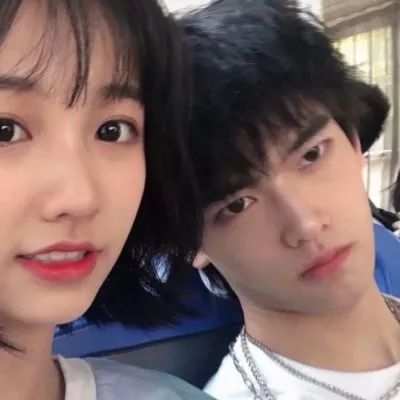 情人節送給女友的話_情人節女生送女生的句子_情人節送女朋友說什么好