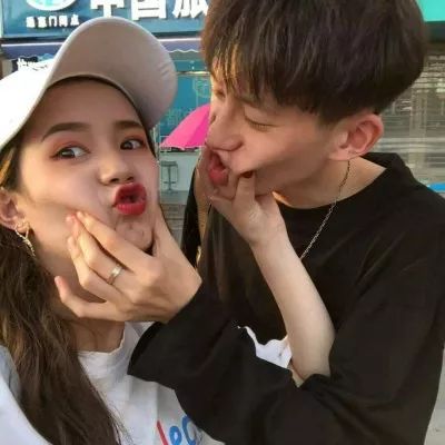 情人節送女朋友說什么好_情人節女生送女生的句子_情人節送給女友的話