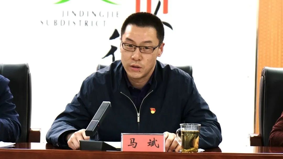 街道辦個(gè)人工作總結(jié)_街道辦總結(jié)個(gè)人工作報(bào)告_街道辦個(gè)人工作總結(jié)范文簡(jiǎn)短