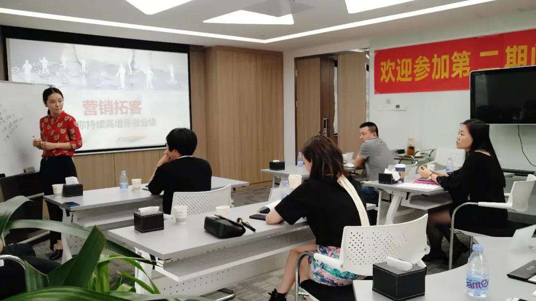 美容院女神節活動標語_三八女神節美容院活動宣傳語_美容院女神節活動文案